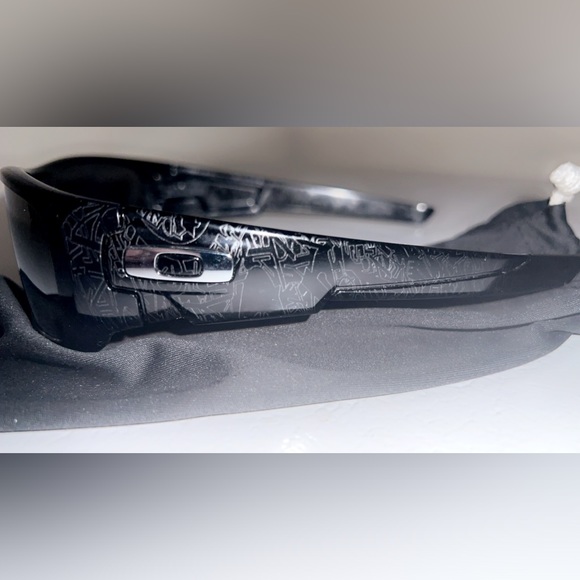 Polarized Oakley’s mirror lenses - Picture 2 of 5